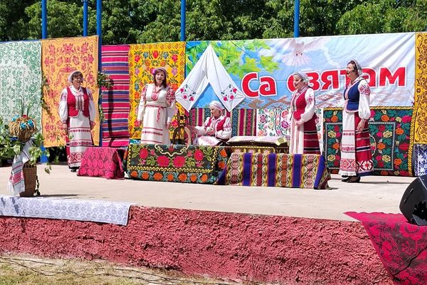 Фальклорная свята “Па сцежках спадчыны” Фальклорная свята “Па сцежках спадчыны”