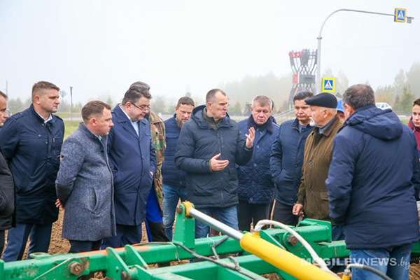 Демонстрация сельхозтехники в Чаусах Демонстрация сельхозтехники в Чаусах